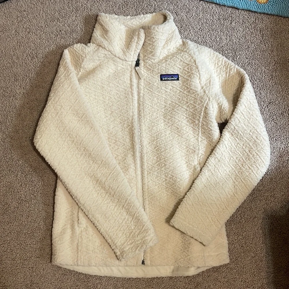 Patagonia Cream Sherpa Pullover Hoodie - Picture 2 of 2